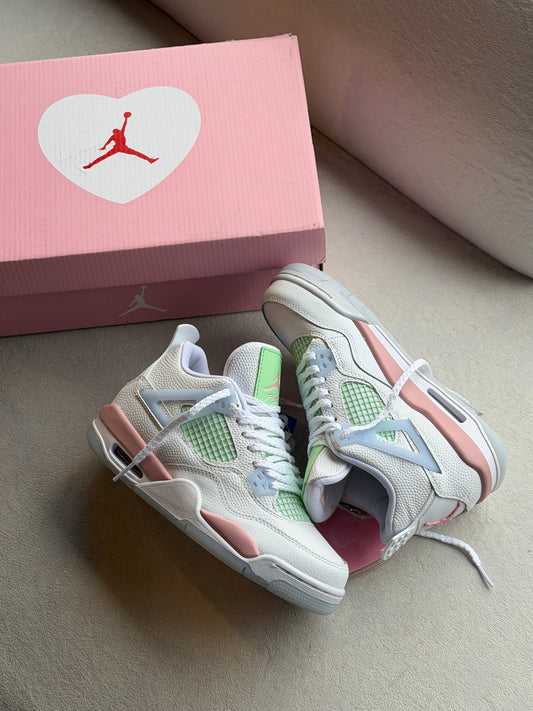 Air Jordan 4 Retro "Valentine's Day"