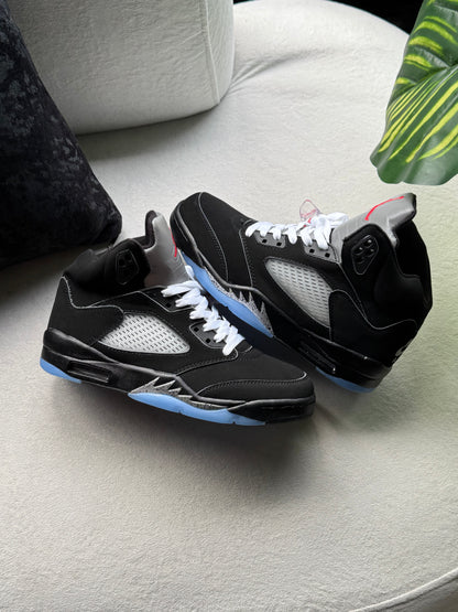 Jordan 5 Retro OG "Black Metallic Reimagined"