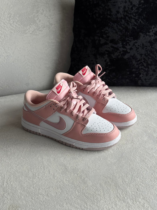 Nike Dunk Low Pink