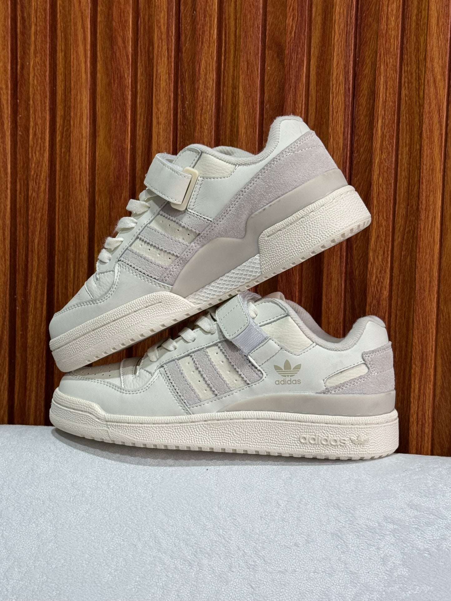Adidas Forum Low Beige