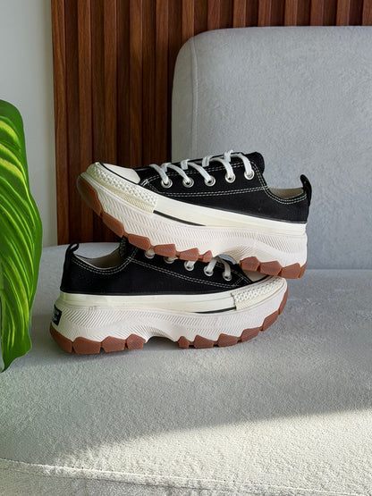 Converse Trekwave