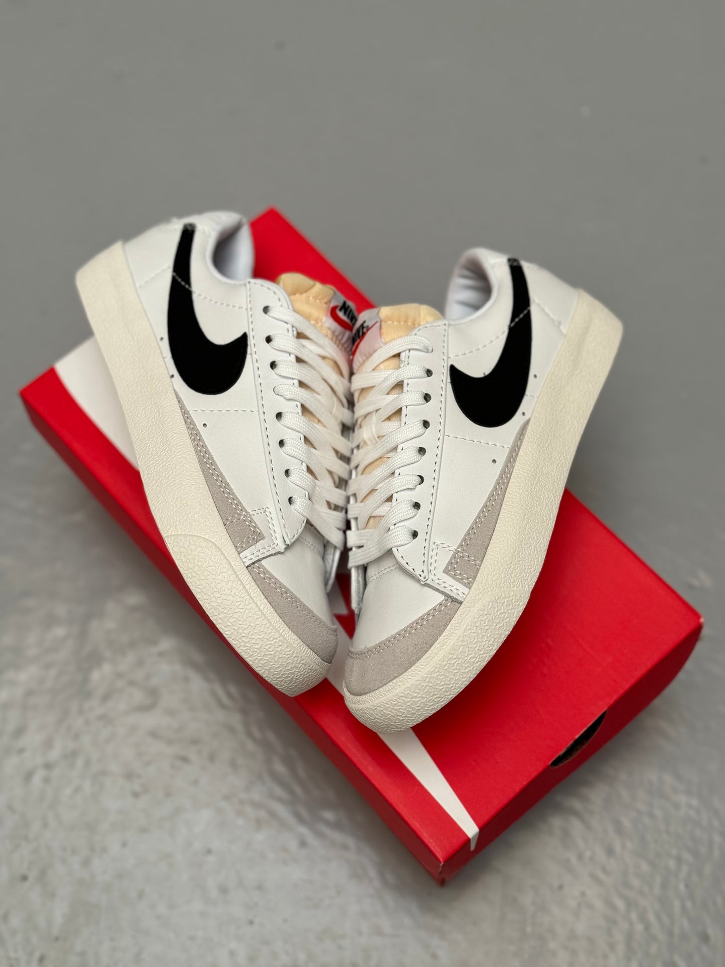 Nike Blazer Low 77