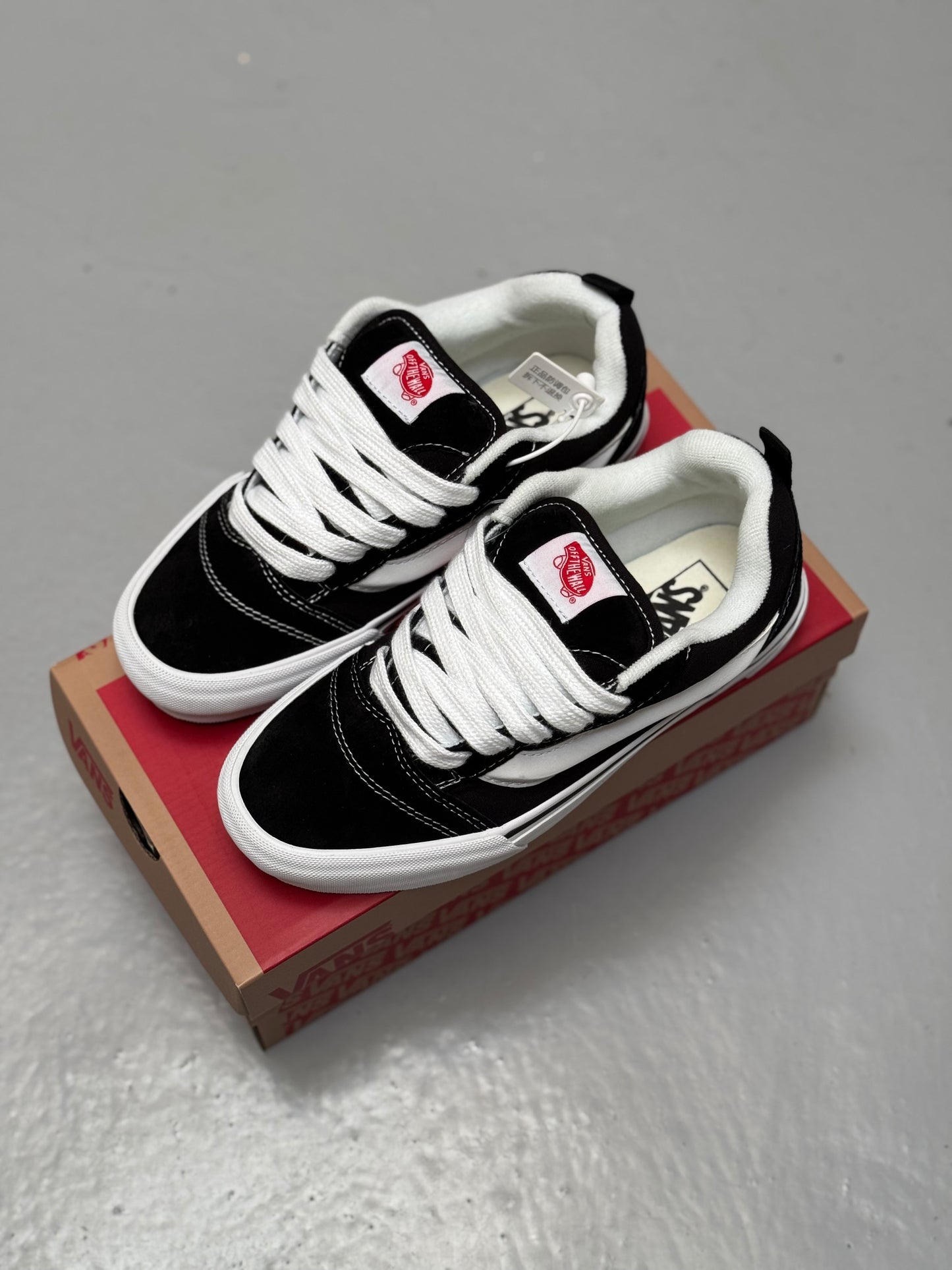 Vans Knu Skool