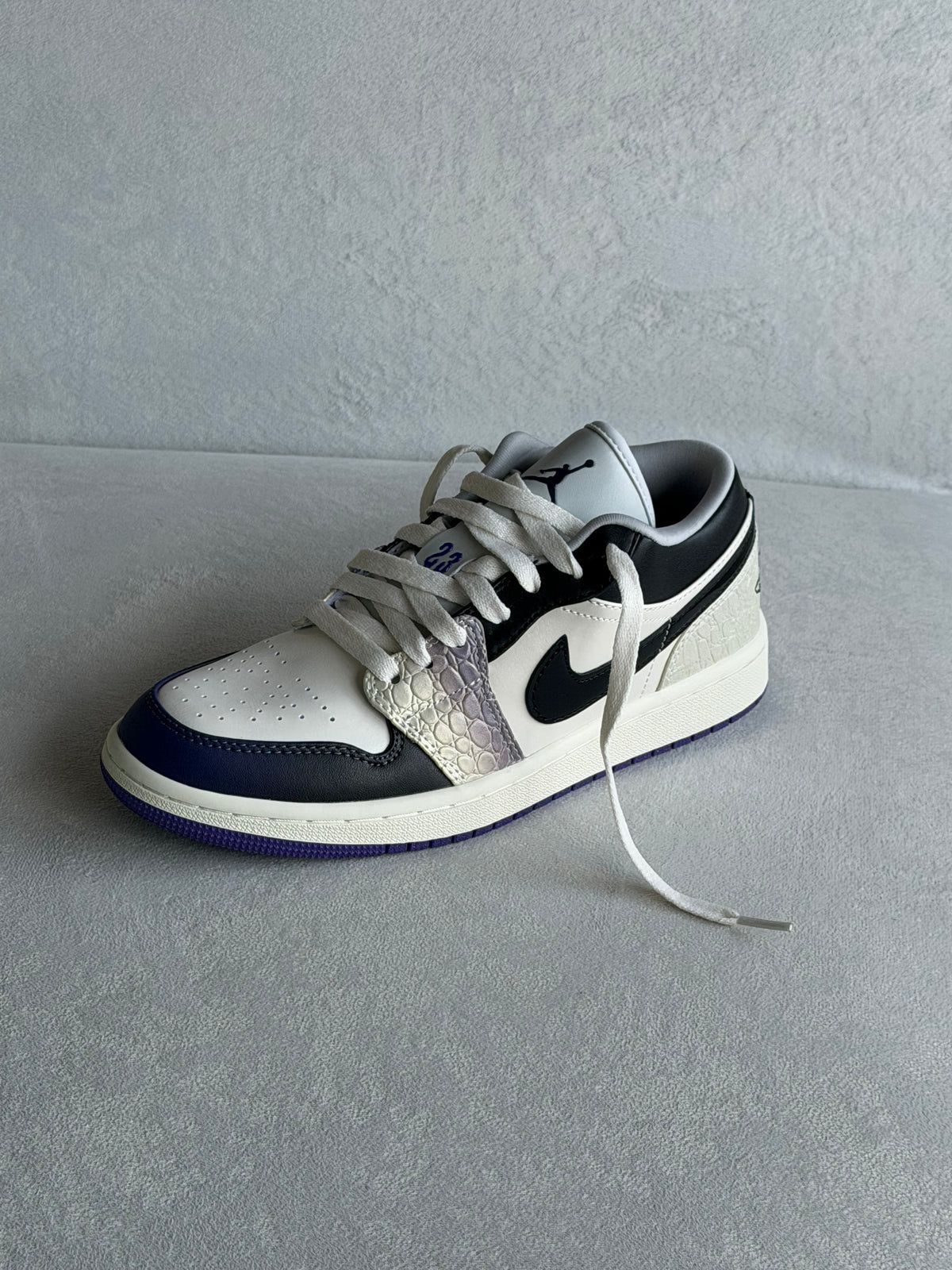 Air Jordan 1 Low SE "Punk Rock"
