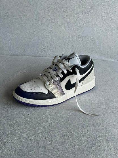 Air Jordan 1 Low SE "Punk Rock"