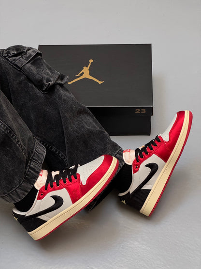 Air Jordan 1 Retro Low OG Trophy Room Away