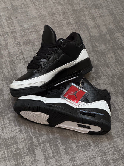 Air Jordan Retro 3 B&W
