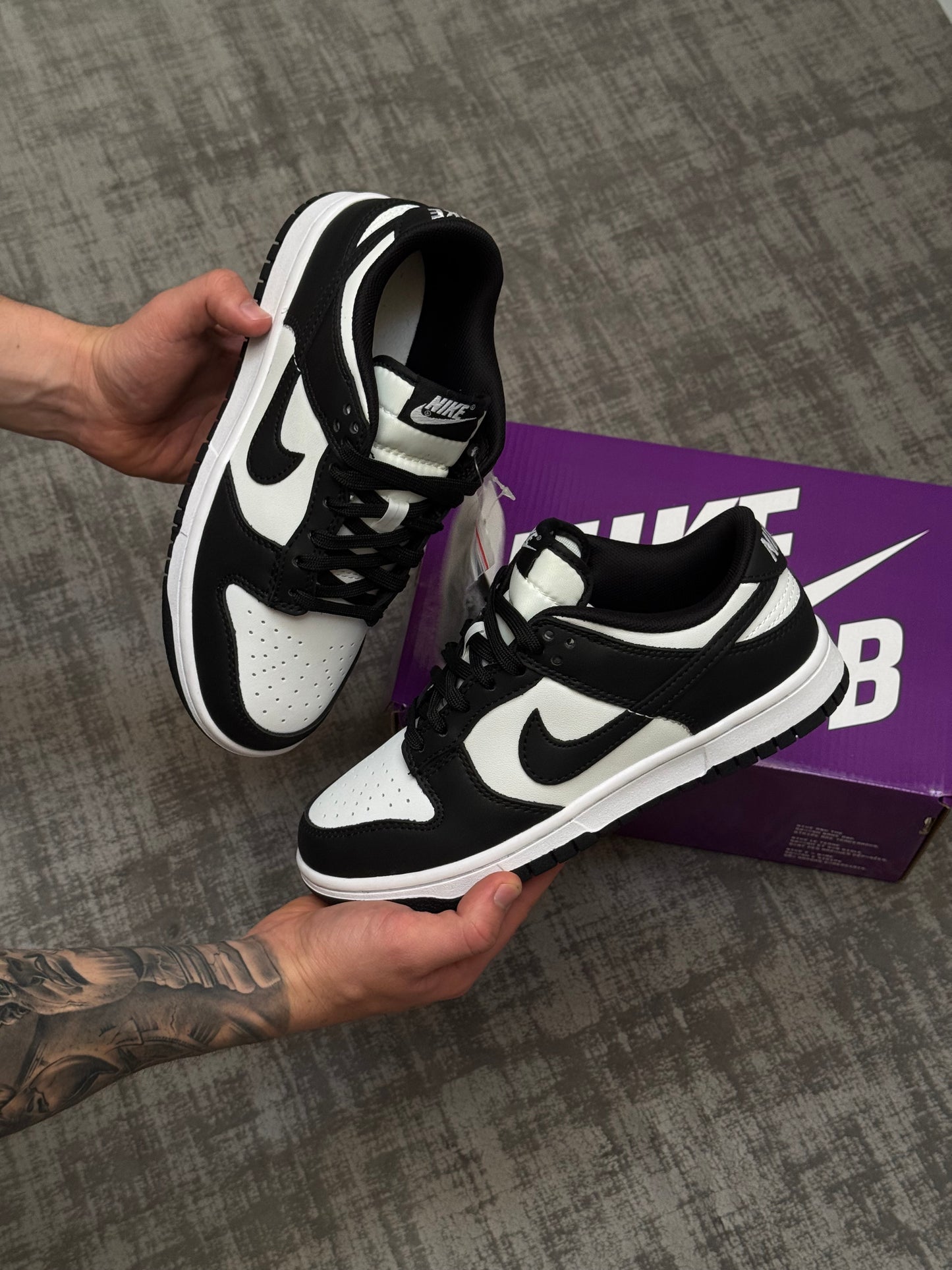 Nike SB Dunk Low Panda