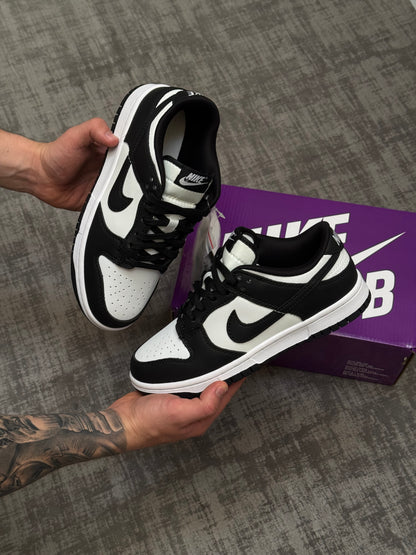 Nike SB Dunk Low Panda