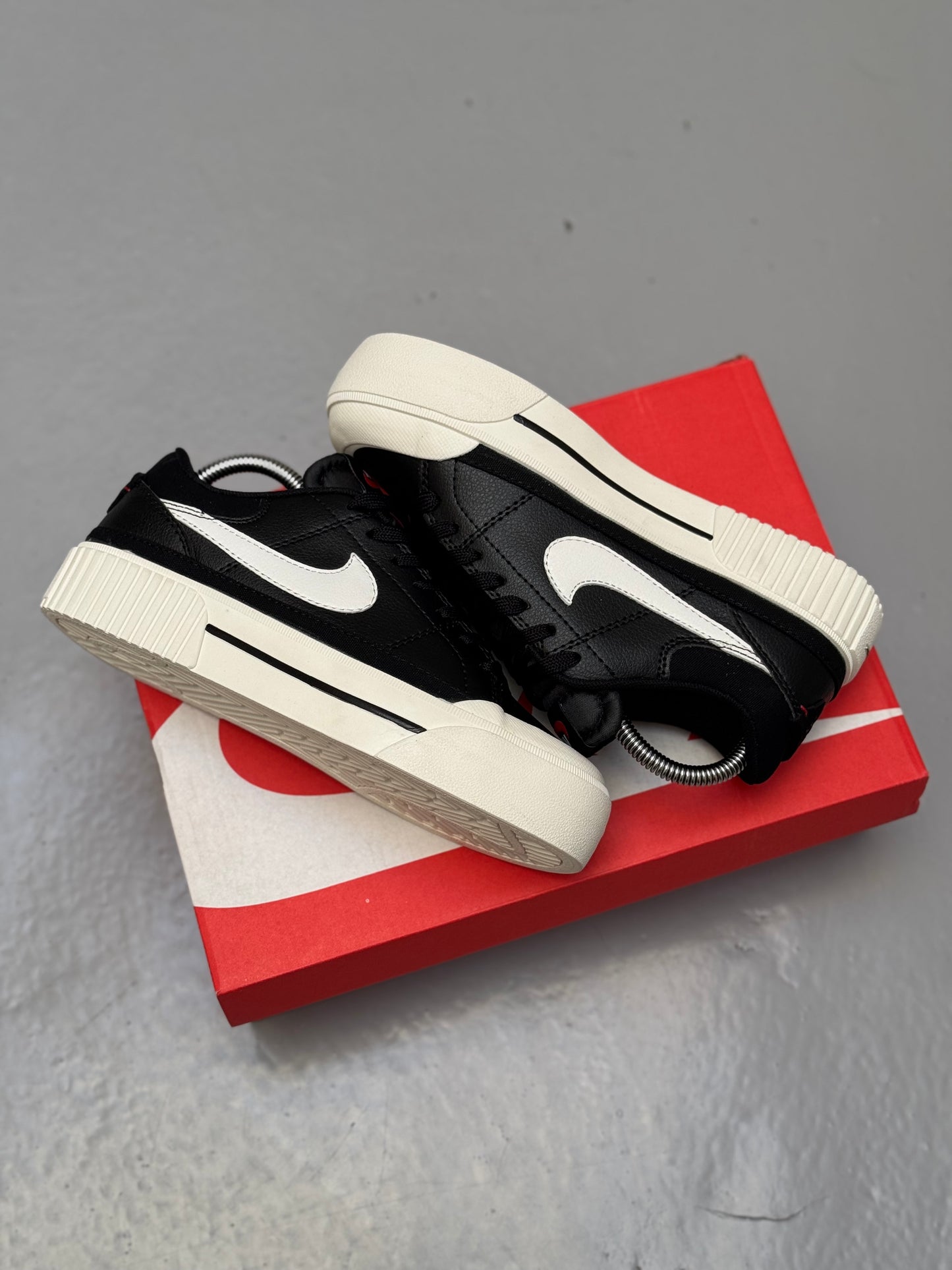 Nike Court Legacy Black