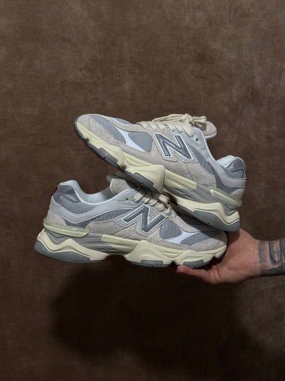 New Balance 9060 Beige Gris