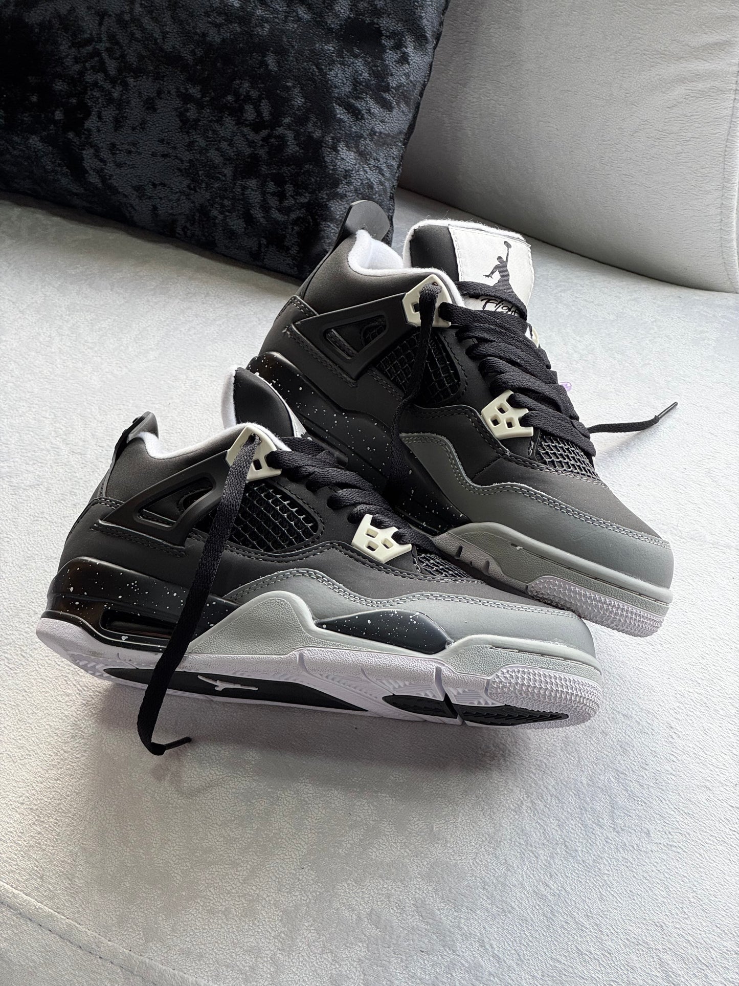 Air Jordan Retro 4 “Fear Pack”