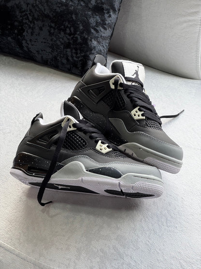 Air Jordan Retro 4 “Fear Pack”