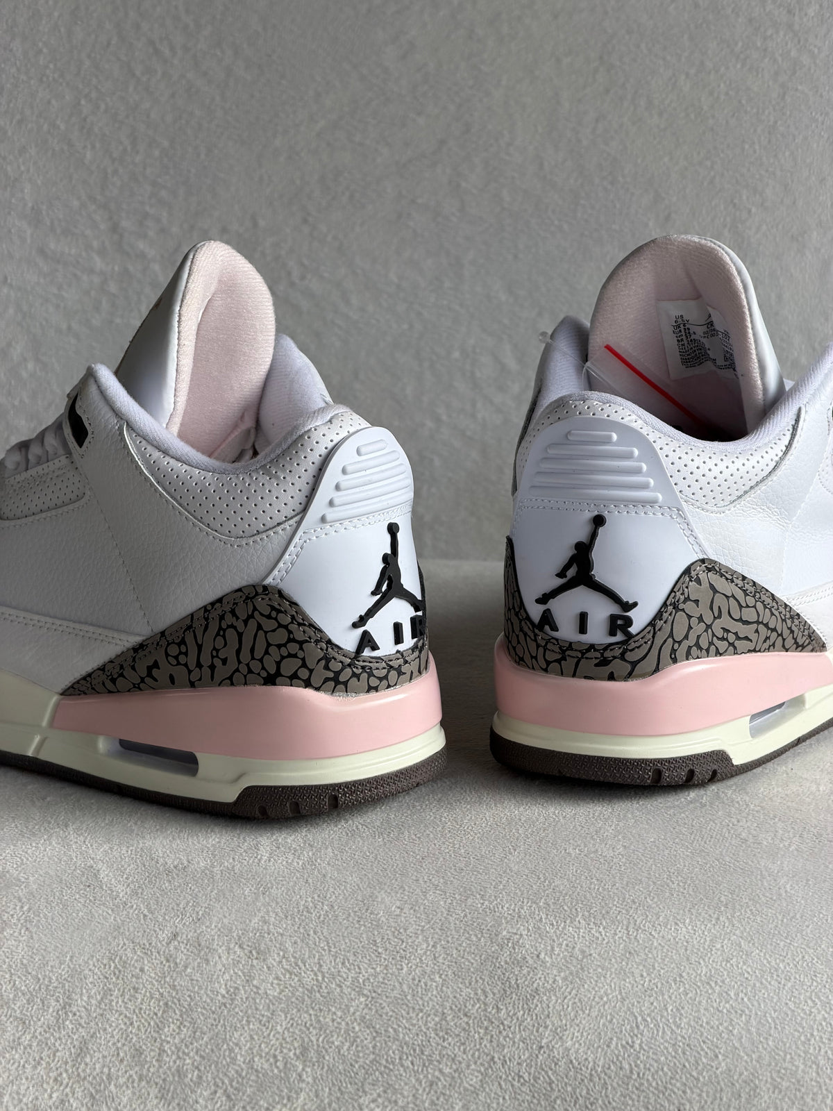 Nike Air Jordan 3 Retro "Dark Mocha" (Neapolitan)