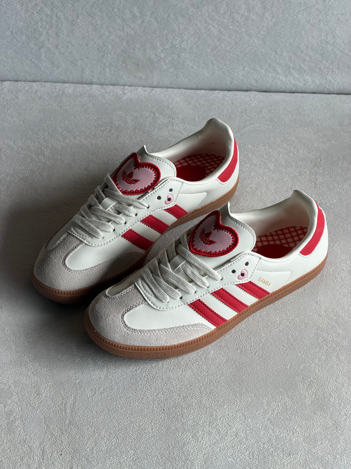 Adidas Samba OG Edición San Valentín