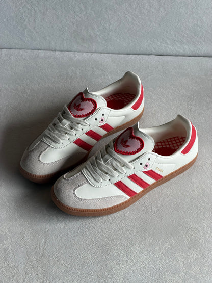 Adidas Samba OG Edición San Valentín