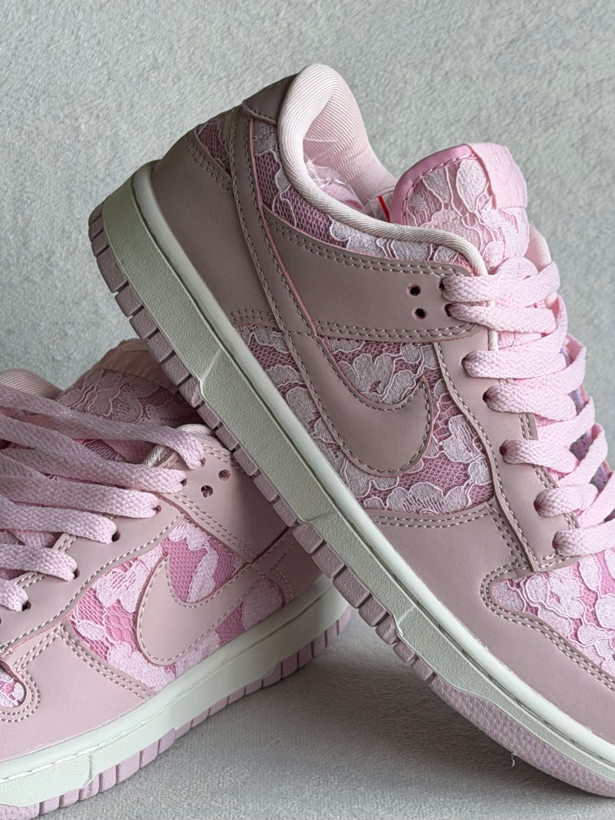 Nike Dunk Low "Regal Pink"
