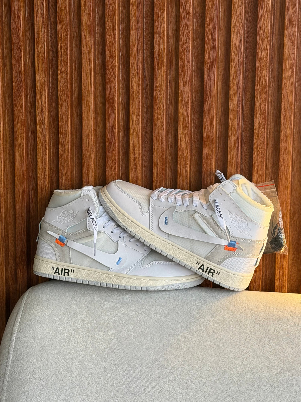 Off-White x Air Jordan 1 Retro High "Alaska"