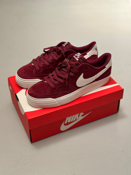 Nike Zoom Pogo Puls Red