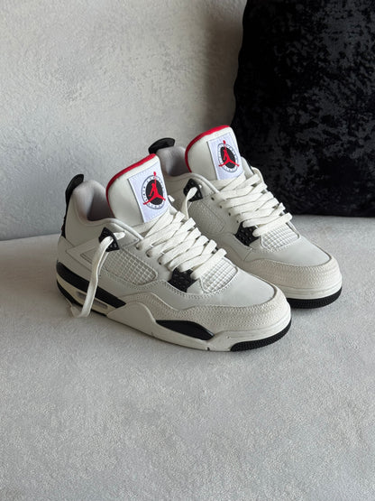 Nike Air Jordan 4 Retro "Flight Club"