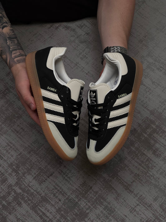 Adidas Samba Negra & Beige