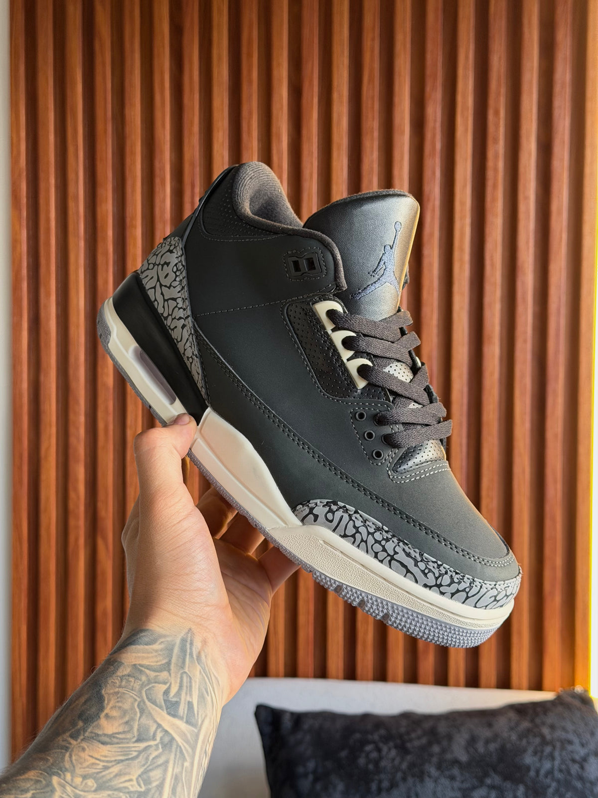 Air Jordan Retro 3 Cement