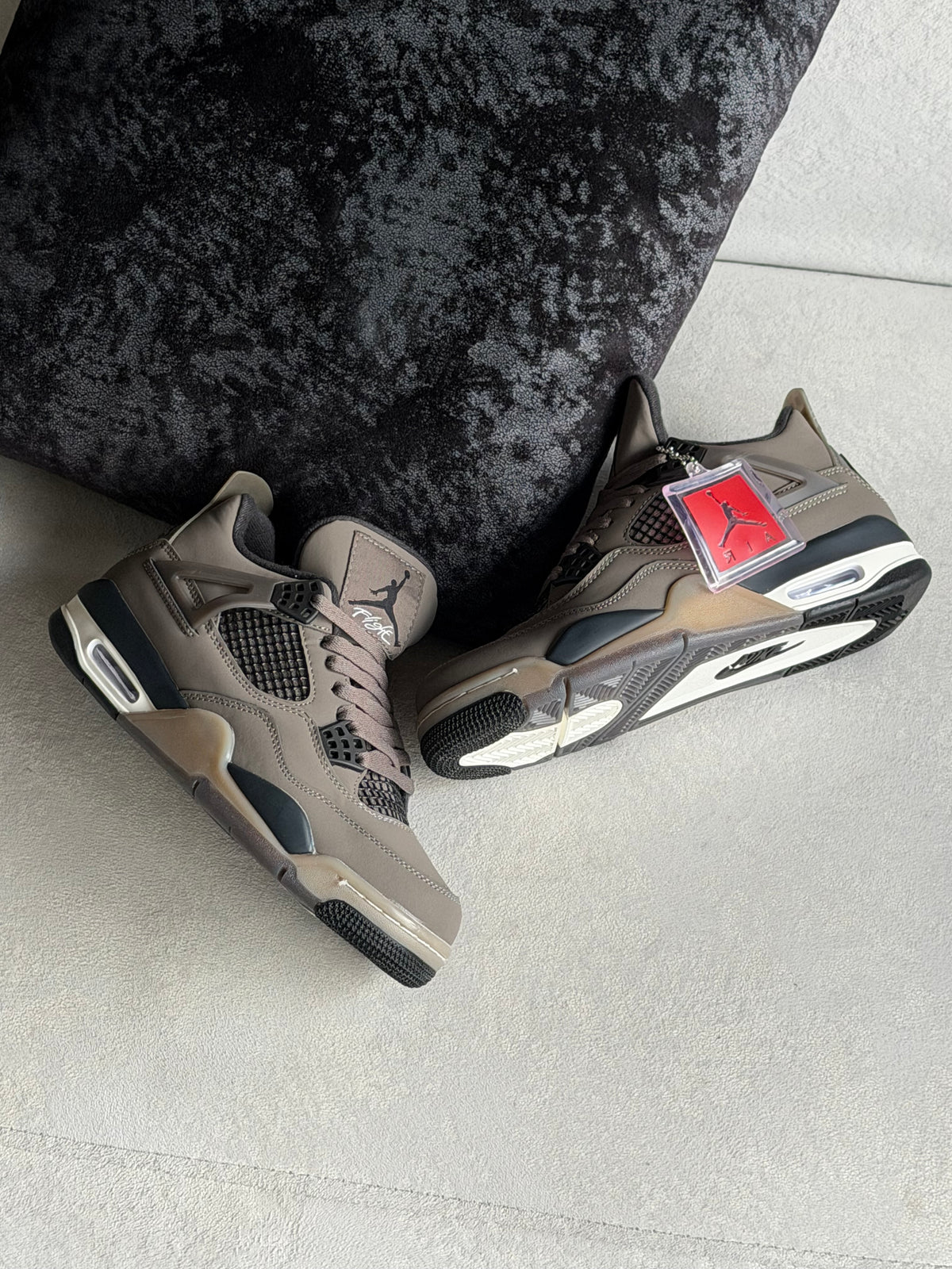 Jordan 4 Retro 'Cave Stone'