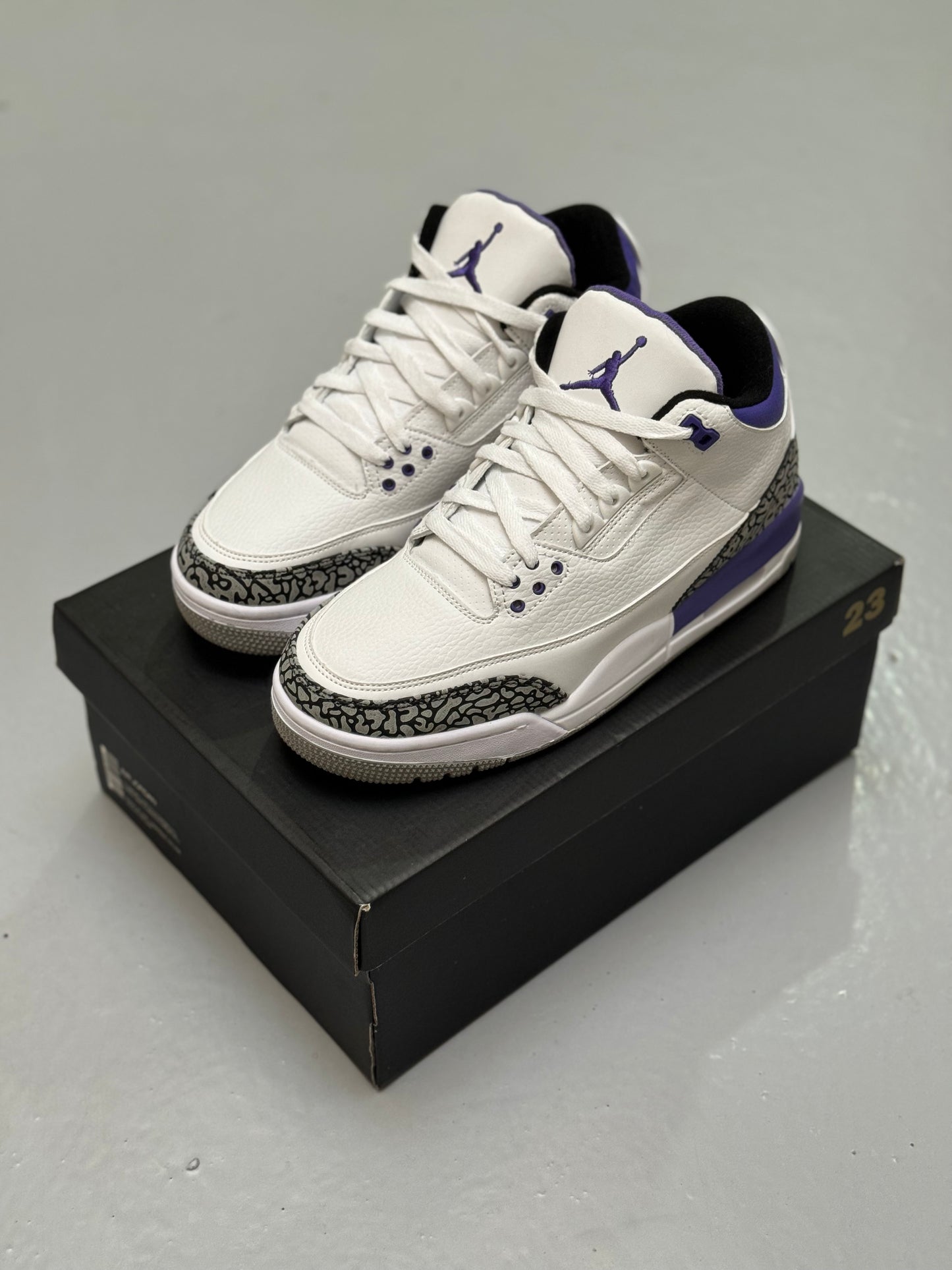 Air Jordan Retro 3 Dark Iris