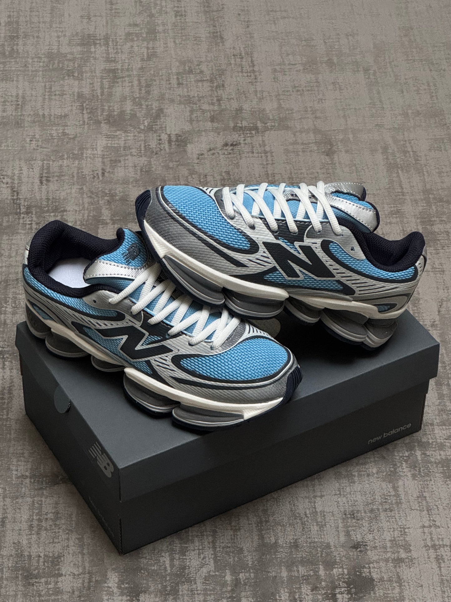 New Balance ABZORB 2000