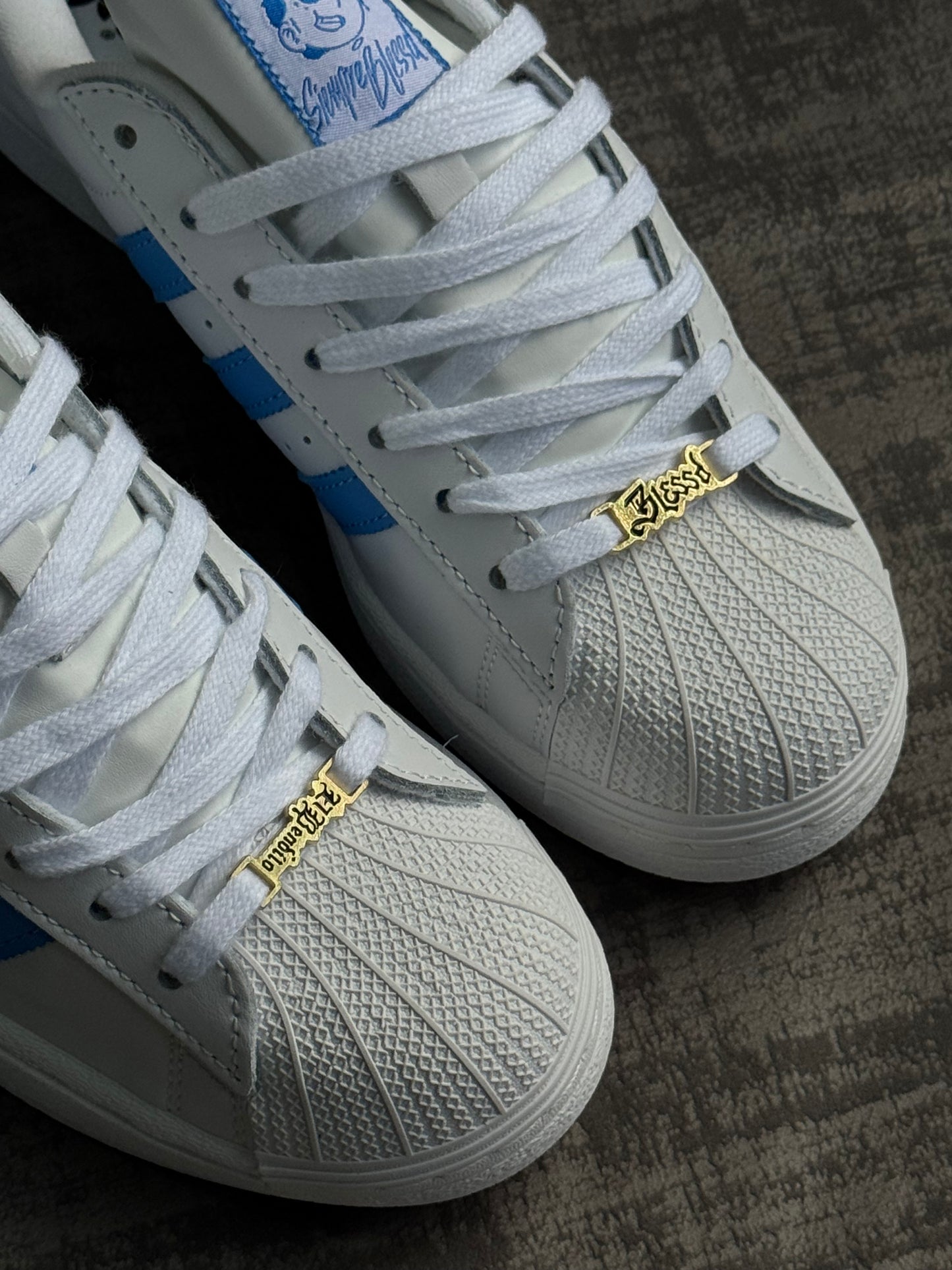 Adidas Súper Star X Blessd