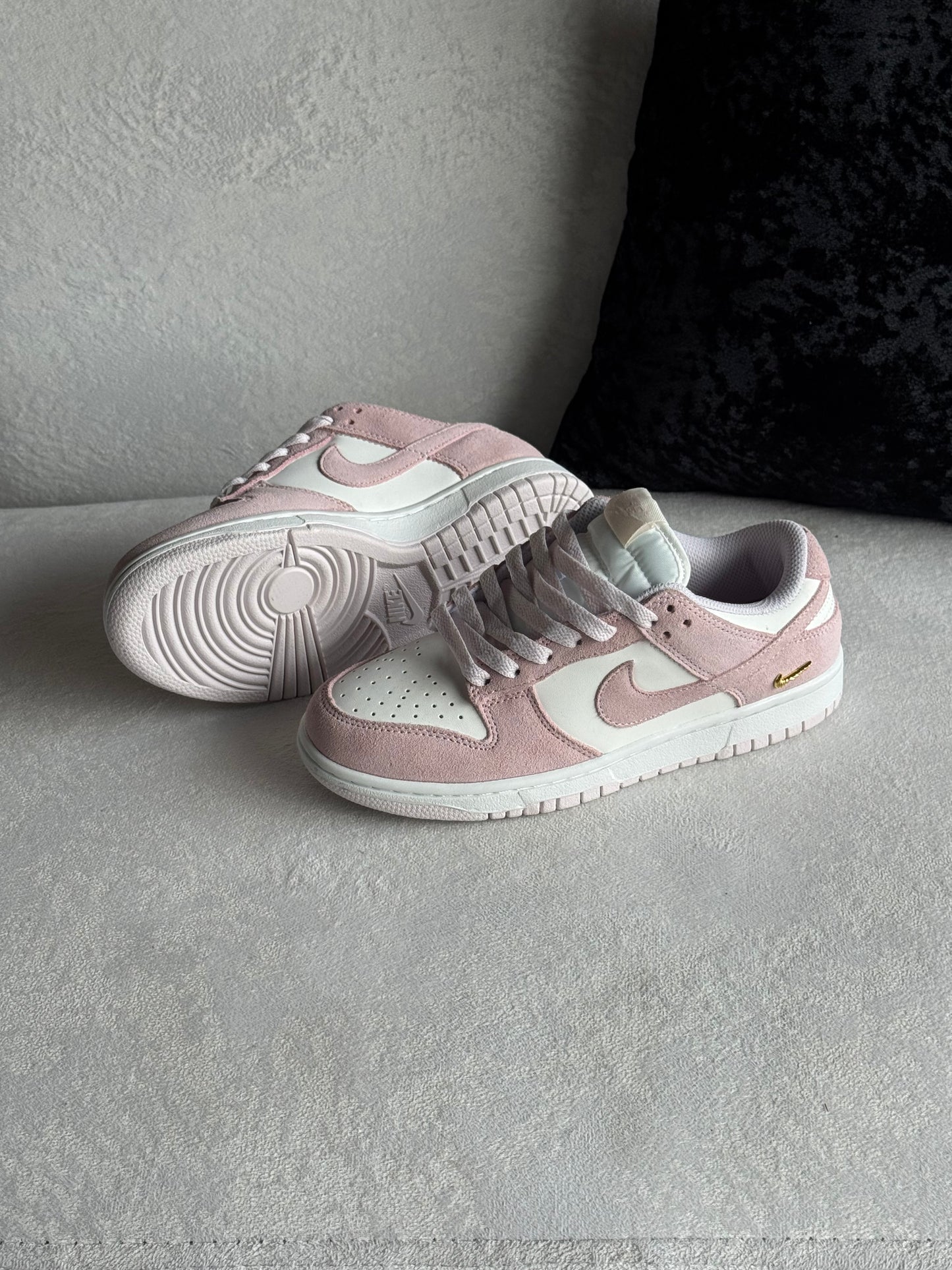Nike Dunk Low Pearl Pink