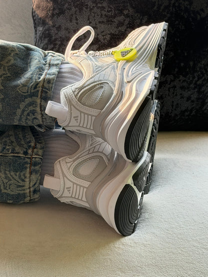 Adistar Cushion 3