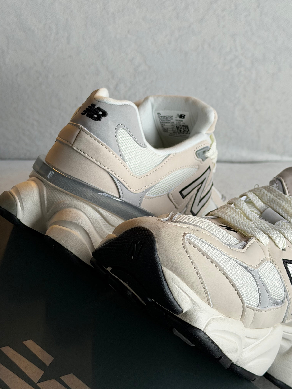 New Balance 9060