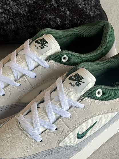 Nike SB Malor