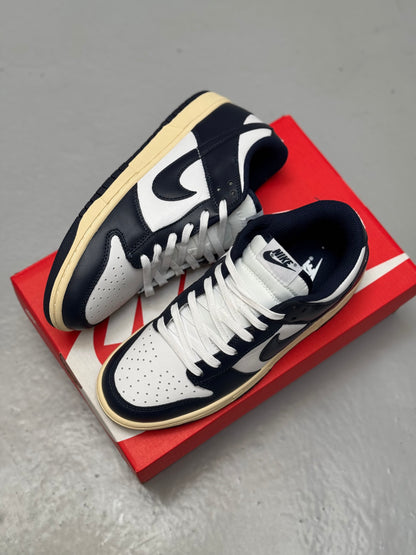 Nike Dunk Low “Vintage Navy”