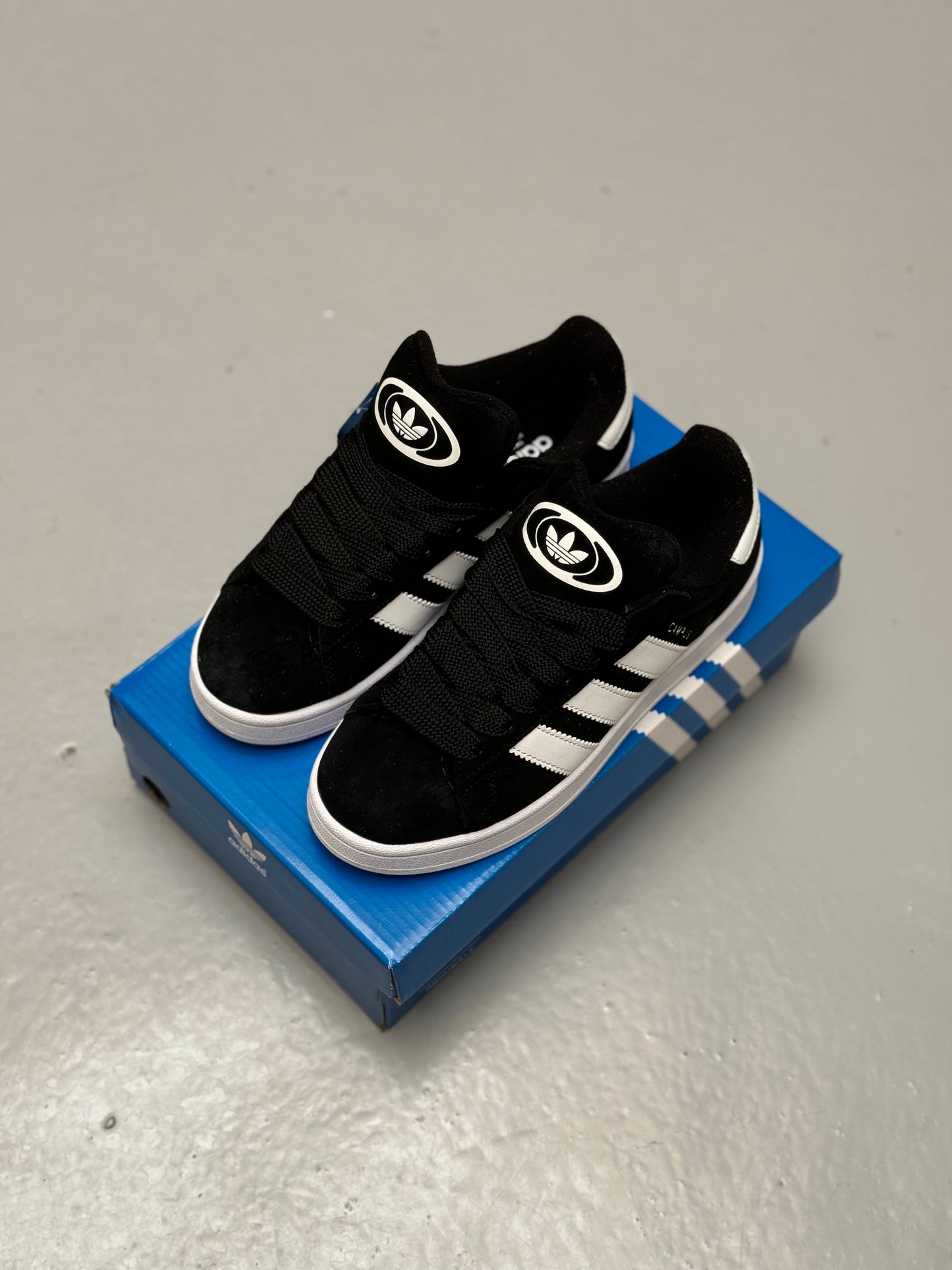 Adidas Campus