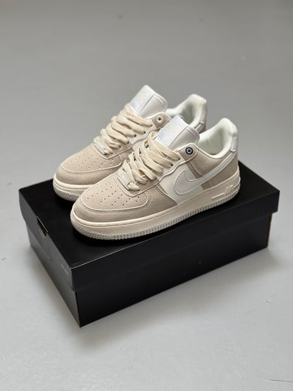 Air Force One “Naike”