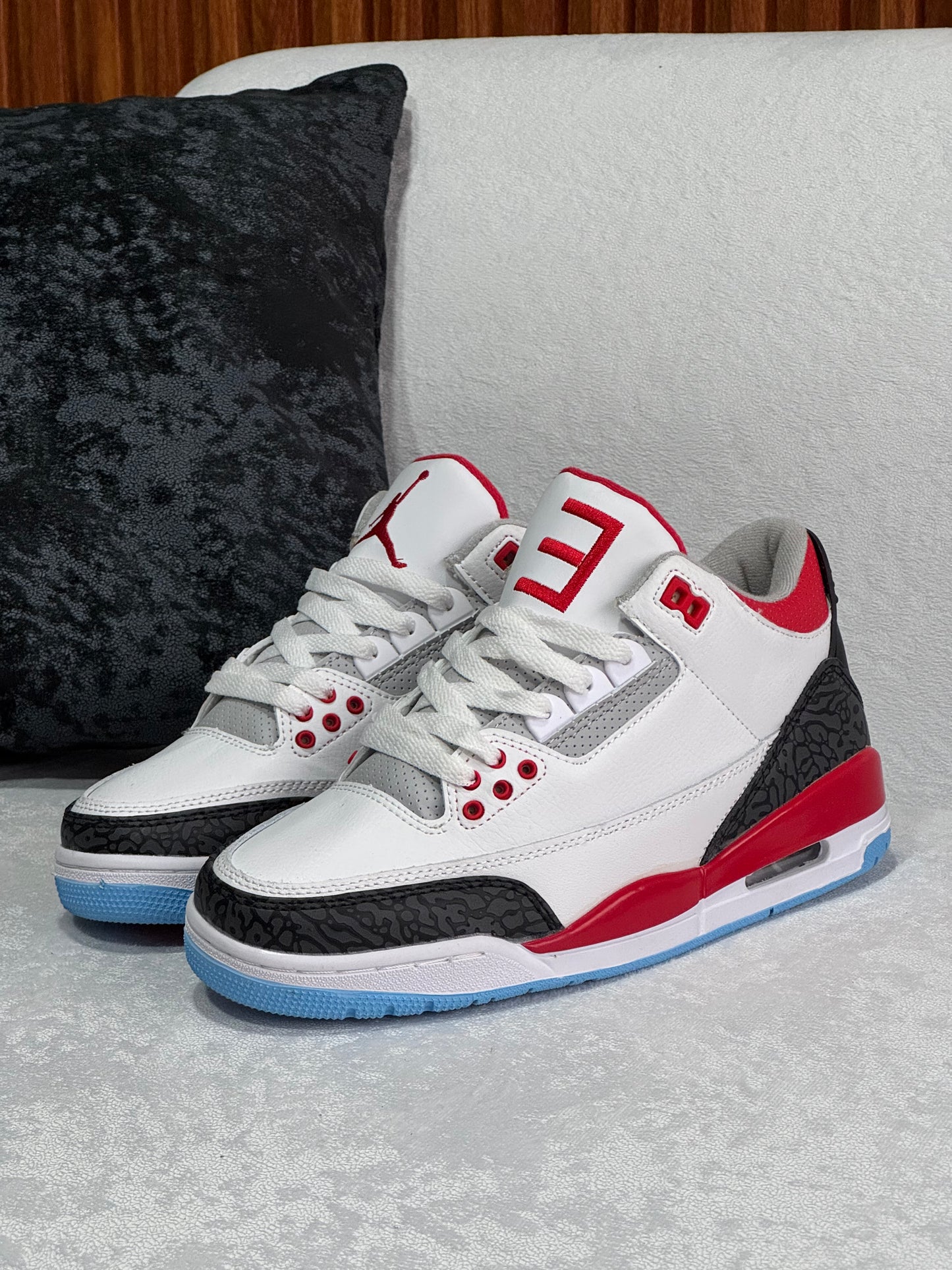 Air Jordan Retro 3 X Eminem