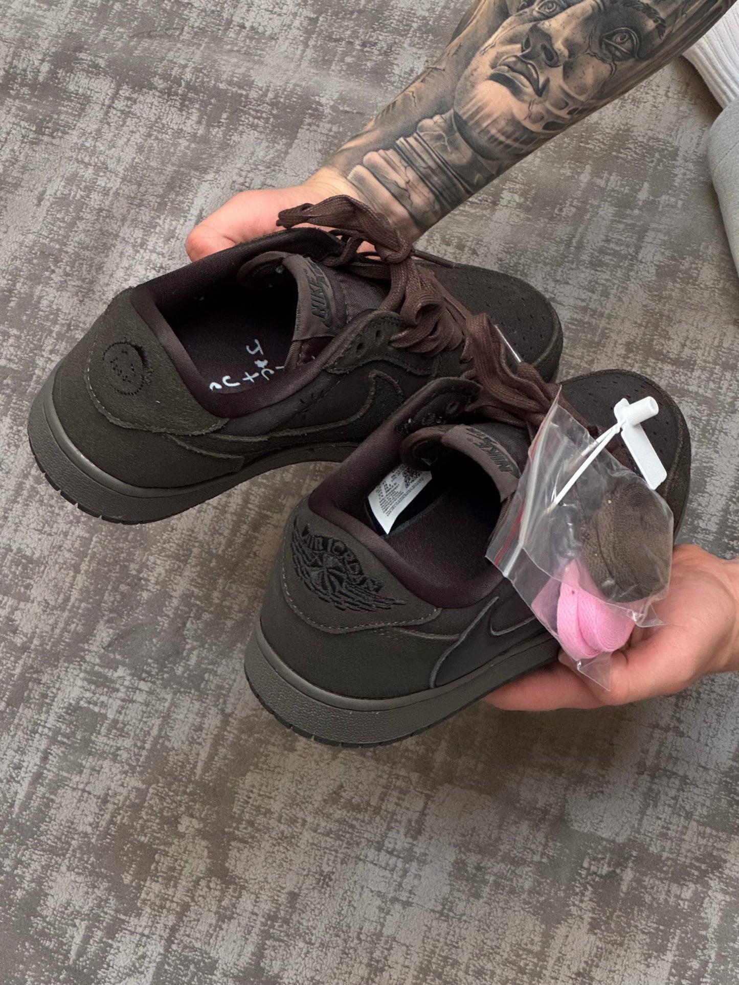 Jordan Retro 1 Low x Travis Scott