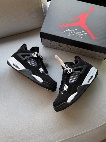 Nike Air Jordan 4 Retro “White Thunder”