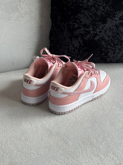 Nike Dunk Low Pink