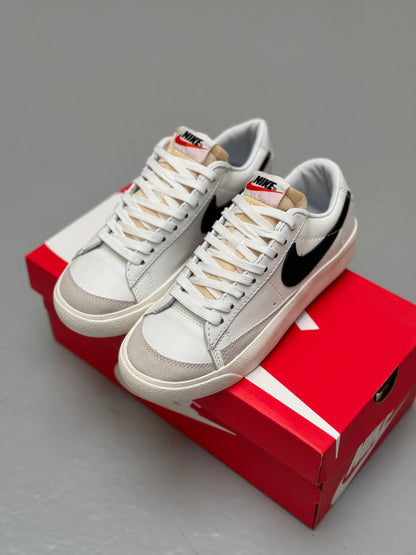 Nike Blazer Low 77