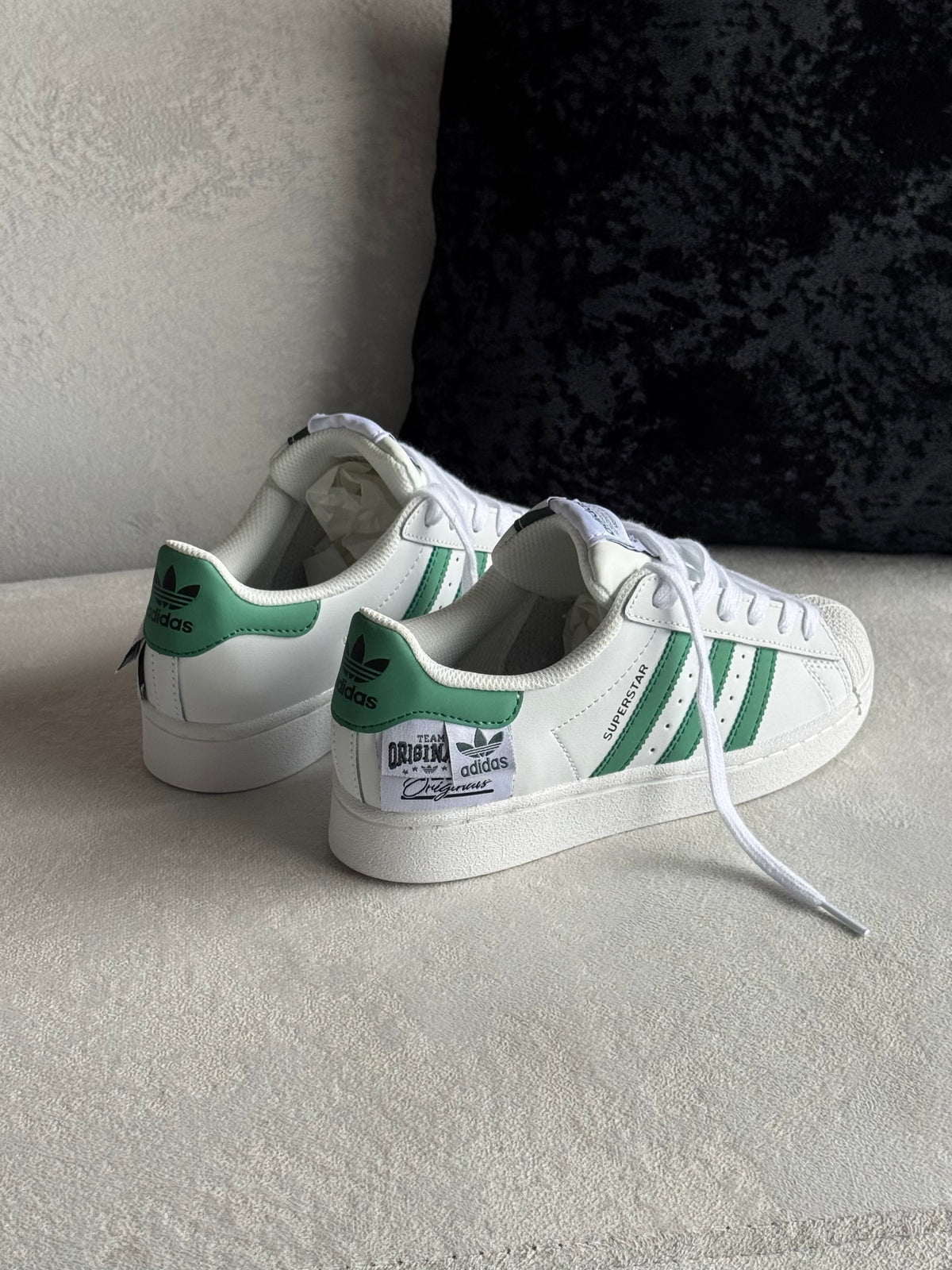 Adidas Superstar