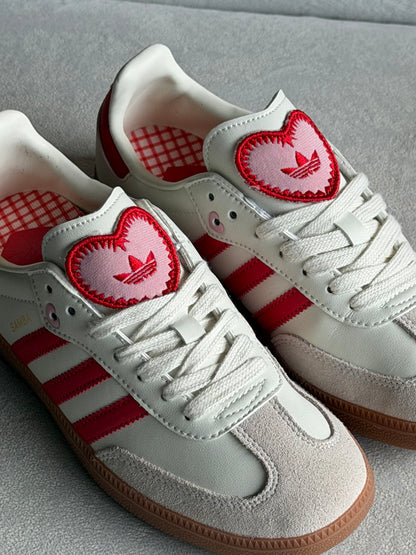 Adidas Samba OG Edición San Valentín