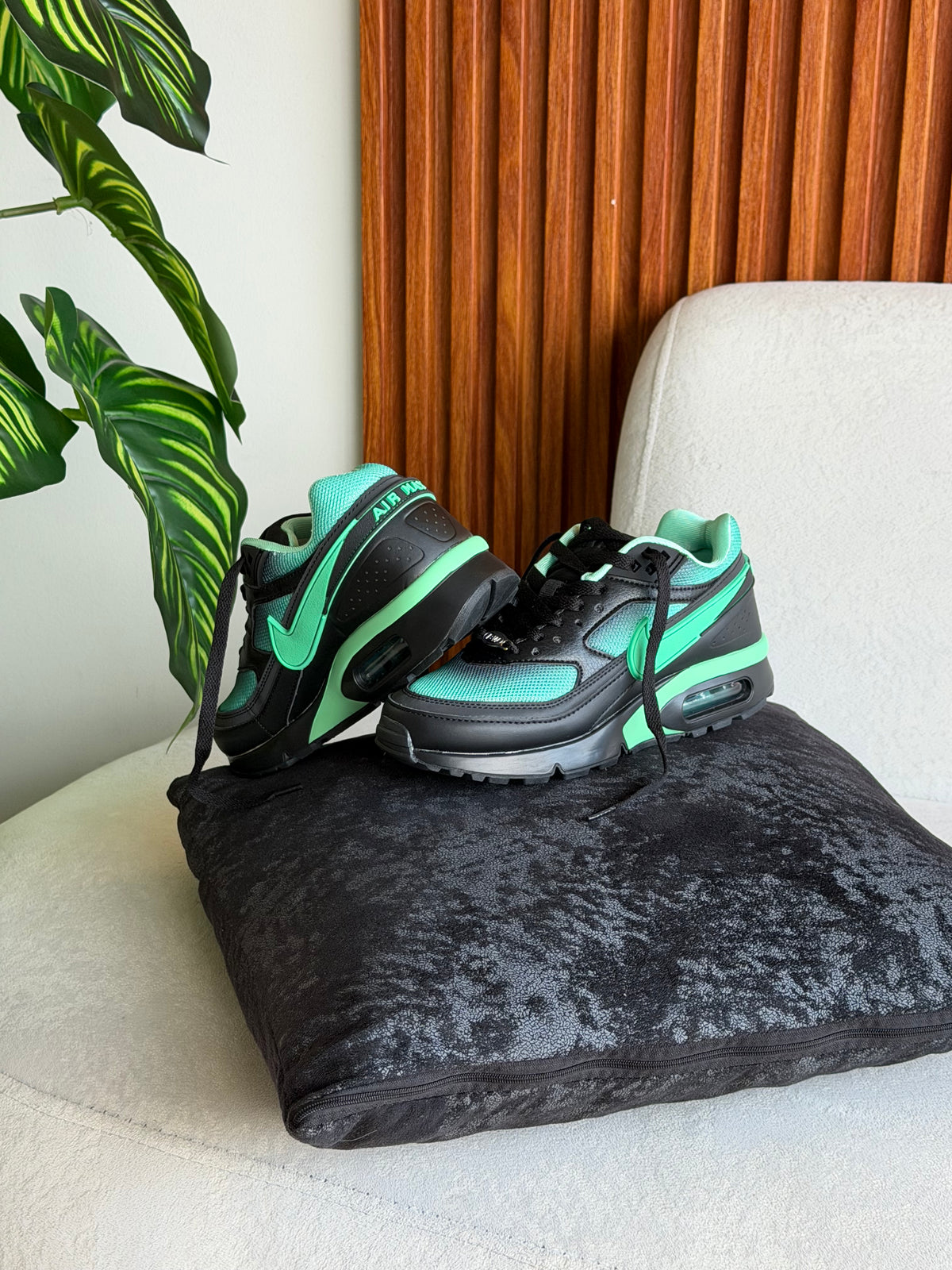 Nike Air Max Classic BW (Black/Emerald)