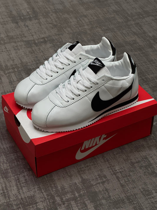 Nike Cortez B&W