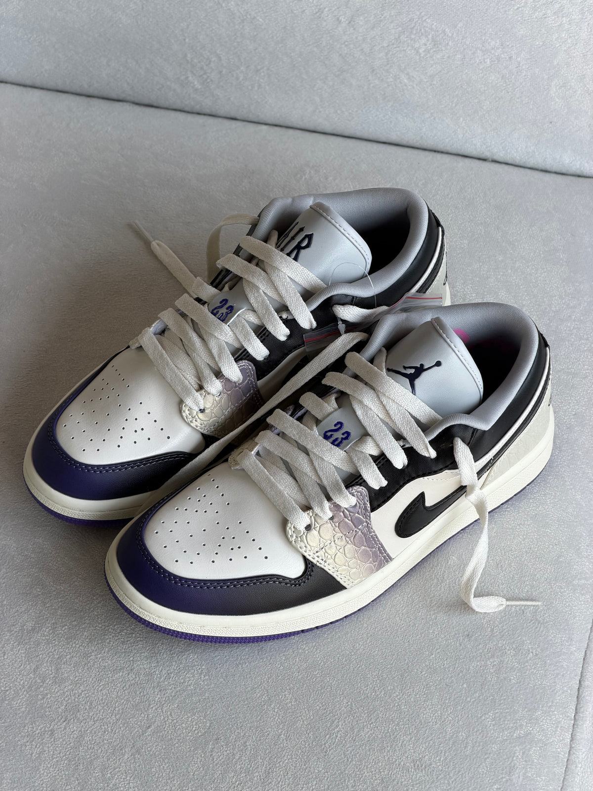 Air Jordan 1 Low SE "Punk Rock"
