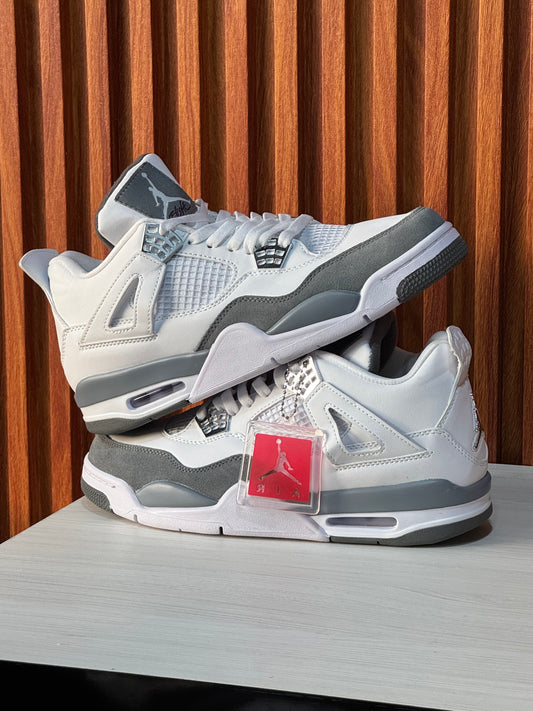 Air Jordan Retro 4