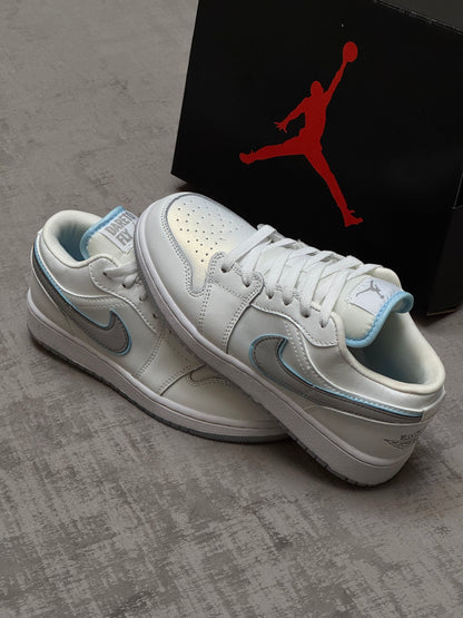 Air Jordan 1 Low Dare to Fly