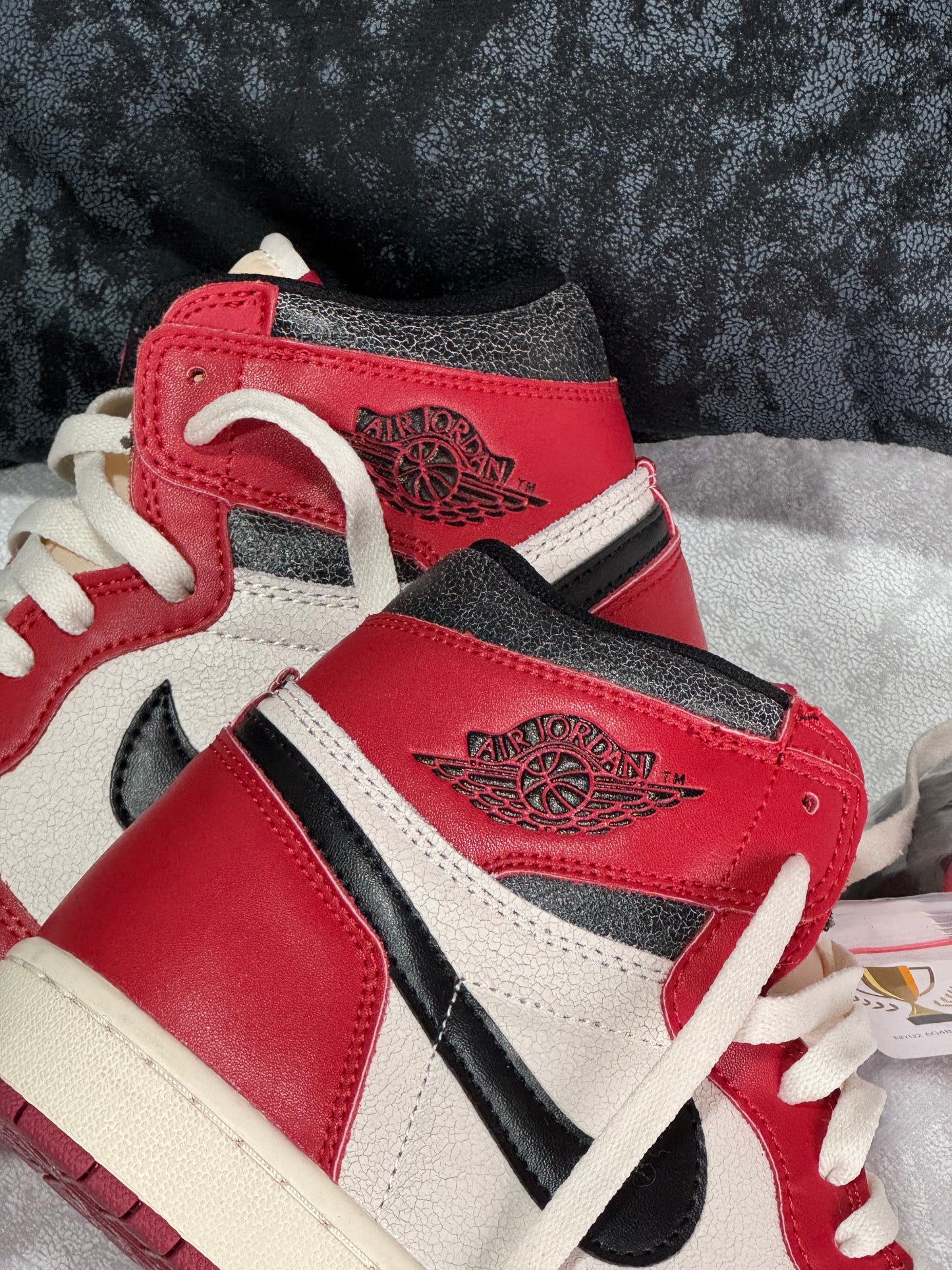 Air Jordan Retro 1 “Lost and Found”
